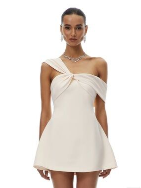 Elegant Cream One-Shoulder Knot Mini Dress